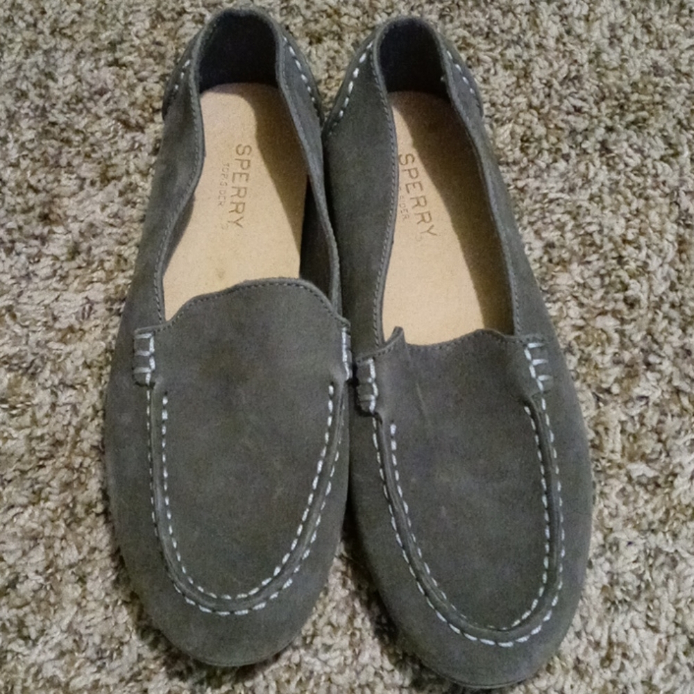 Shoes - Picture 2 of 5